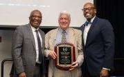 President Hemphill with Professor 琼Delayen and Provost Agho